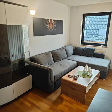 Διαμέρισμα Work And Duerwiss Iam Neu Modernisiert *